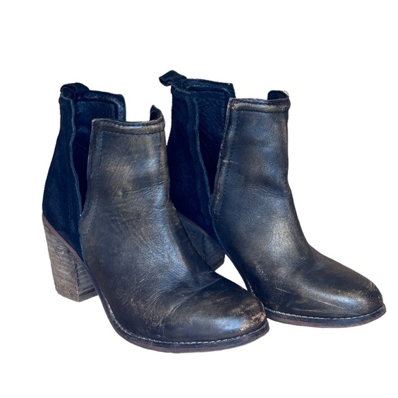 DIBA True Women’s Later On Leather/Suede Black #23512 Ankle Bootie Size-7 - Picture 2 of 8